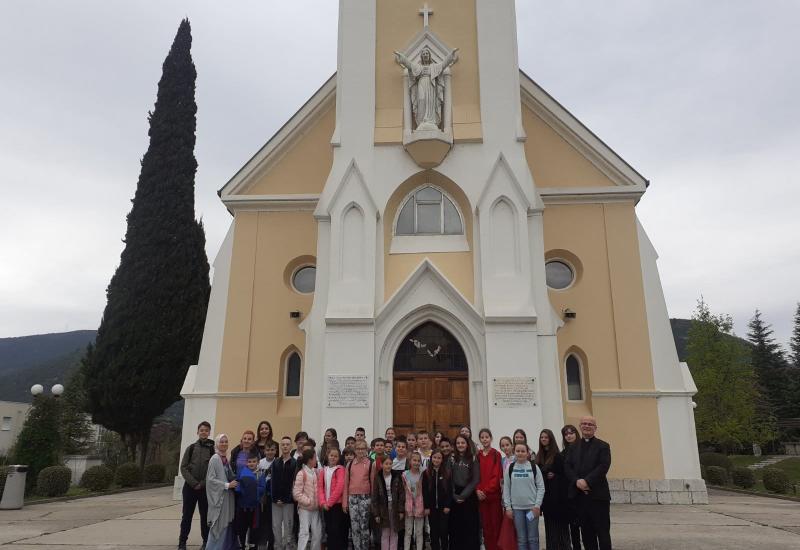 Bijelo Polje - Potoci: Učenici posjetili džamiju, katoličku i pravoslavnu crkvu